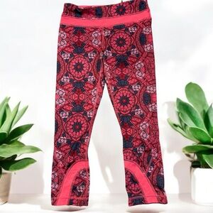 Lululemon Run Inspire Crop II Full-On Luxtreme Prisma Multi Guava Lava Boom 4